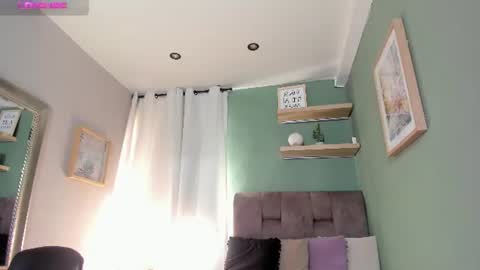    640  200   online show from August 13, 7:28 pm