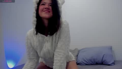 _sofiglow online show from June 14, 11:51 am