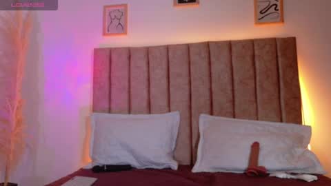 _sofiglow online show from August 14, 2:43 pm