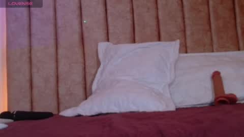 _sofiglow online show from August 14, 3:48 pm