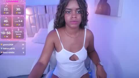 Sophie  online show from August 8, 1:49 am