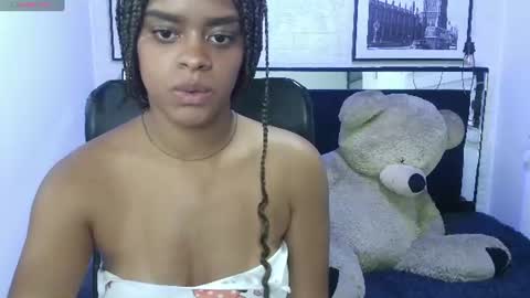Sophie  online show from August 13, 5:21 am