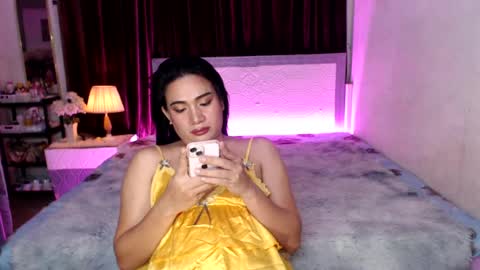  SunnyTs    online show from August 4, 8:22 am