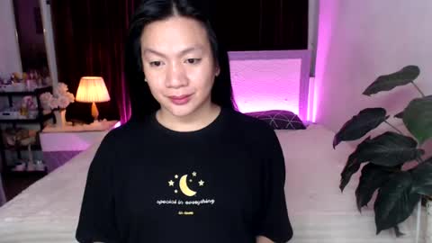  SunnyTs    online show from August 7, 11:32 am