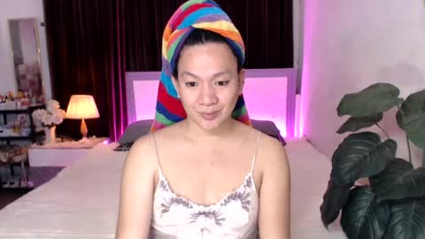  SunnyTs    online show from August 9, 1:28 am