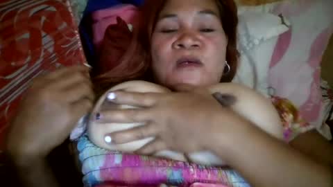 _suphitchaya_ online show from July 30, 2:02 pm