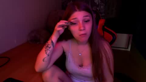 Mari online show from July 27, 4:34 pm