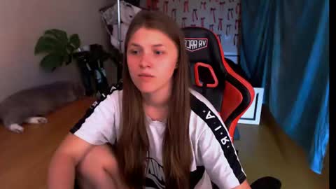 Mari online show from August 17, 9:25 am