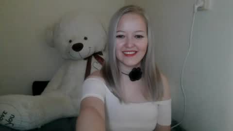 _sweet_smile_ online show from August 15, 10:58 pm
