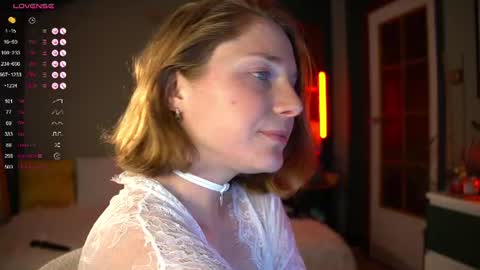 Evi online show from July 5, 8:34 pm