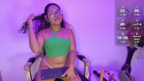 tinny online show from August 3, 3:19 pm