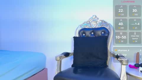 tinny online show from August 6, 4:17 pm