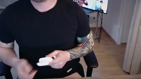 _trythis_ online show from July 18, 4:57 am