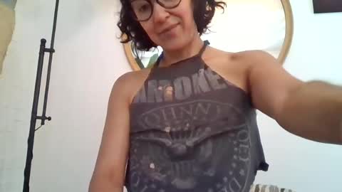 _tutti_frutti_ online show from August 14, 8:45 pm