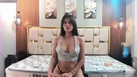 _valery34_ online show from July 31, 4:02 pm