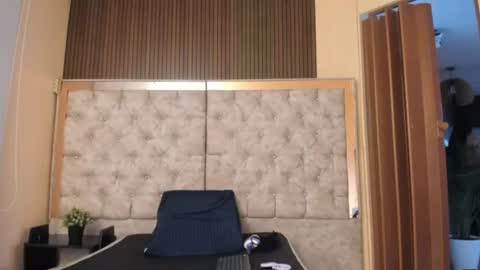 _valery34_ online show from August 8, 3:01 pm