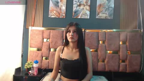 _valery34_ online show from August 17, 11:04 am