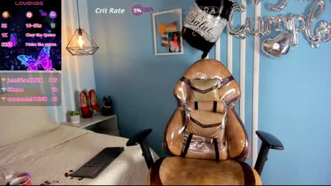 _valeryboobs_ online show from August 8, 6:41 pm