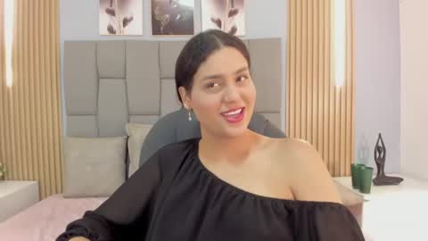 _valerycooper online show from August 14, 2:43 pm