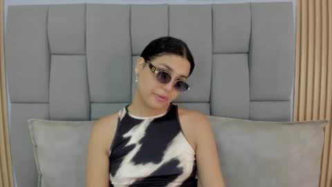 _valerycooper online show from August 15, 11:36 am
