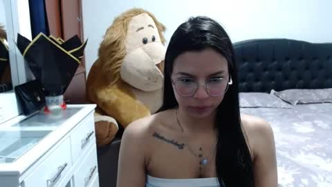 _venusxxx online show from August 11, 3:52 am