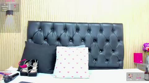 Veronica  online show from August 15, 5:00 am