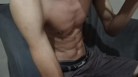  - 20071993 -- 30 Years Old online show from June 4, 12:20 pm