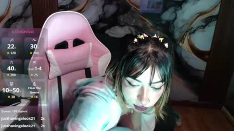 _weird_sativa online show from August 7, 2:28 pm