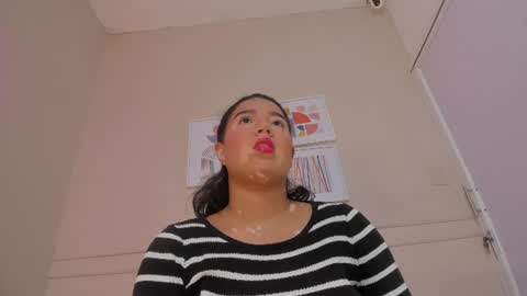 _wendy_x online show from July 30, 11:39 am