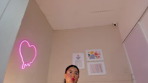 _wendy_x online show from July 30, 6:14 pm