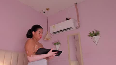 _wendy_x online show from July 31, 6:13 pm