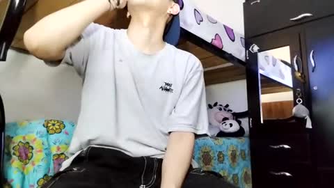 Daniel online show from August 14, 9:29 pm