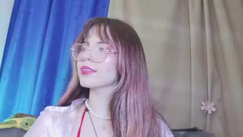 _yourcherrybomb online show from July 31, 4:41 am