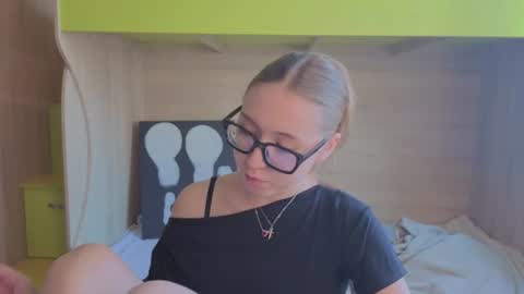 Eva online show from August 1, 6:52 am
