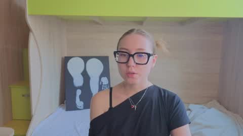 Eva online show from August 2, 7:04 am
