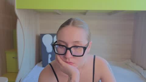 Eva online show from August 4, 8:44 am