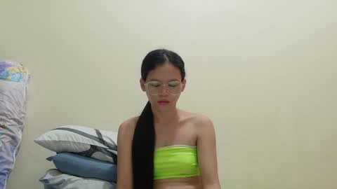 secret online show from August 12, 11:18 pm