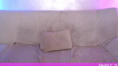 Nicole  Thomas  Dave online show from August 10, 9:05 pm
