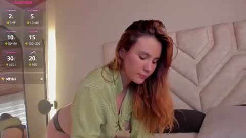 Zoe  online show from August 4, 2:58 pm