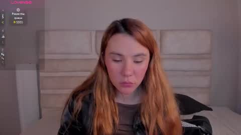 Zoe  online show from August 5, 12:47 pm