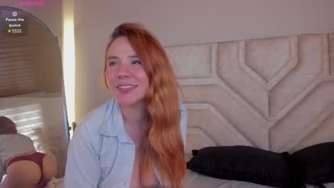 Zoe  online show from August 5, 2:59 pm
