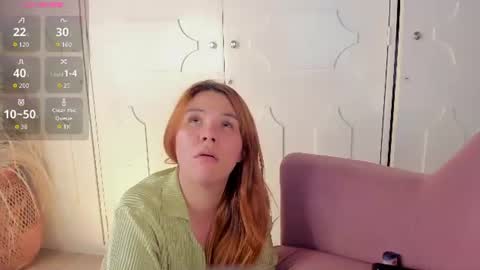 Zoe  online show from August 13, 8:01 pm
