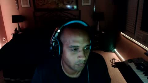 papacito online show from August 8, 4:23 am
