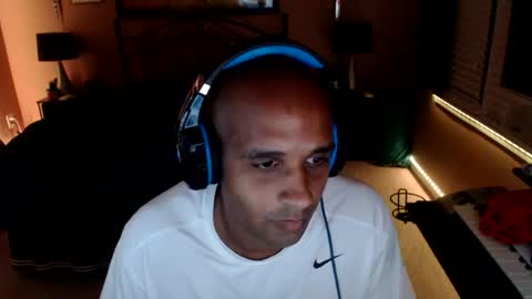 papacito online show from August 15, 3:54 am