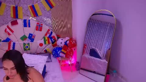 Aisha online show from June 30, 6:31 pm