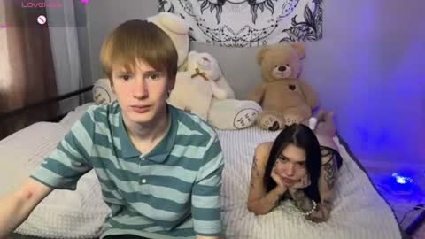 Kris Michael online show from August 12, 1:41 am