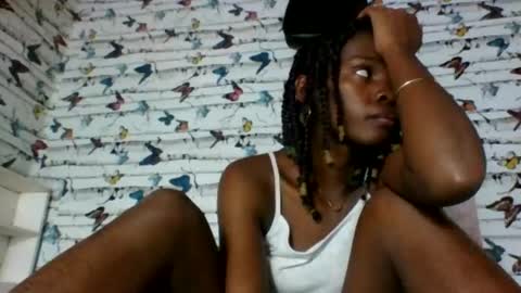 aadienne online show from August 13, 11:57 am