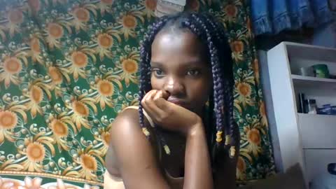 aadienne online show from August 14, 1:59 pm