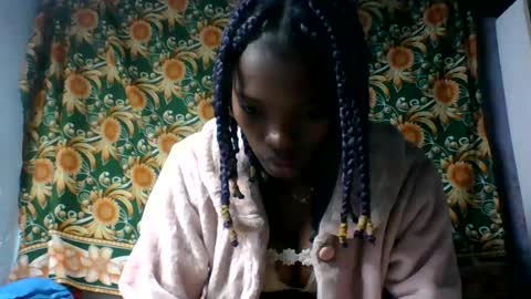 aadienne online show from August 14, 10:13 pm