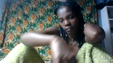 aadienne online show from August 15, 2:32 pm
